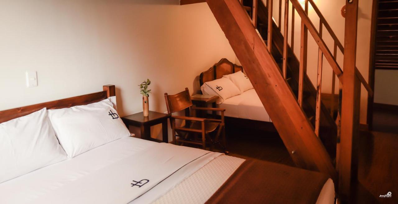 Ecohotel Bordones Isnos Exterior foto
